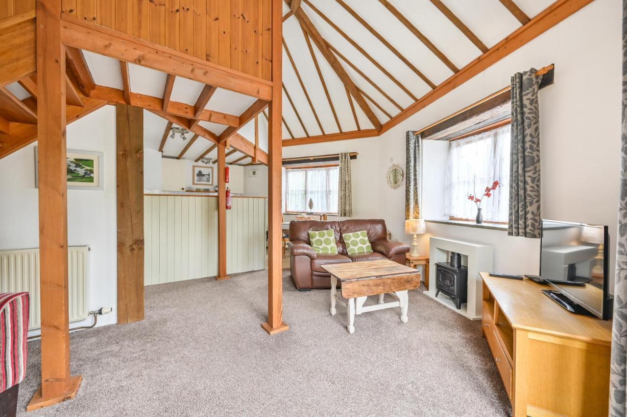 Polean Farm Cottages - With Free Animal Feeding And Pony Rides And Free Access To A Nearby Pool Looe Eksteriør bilde