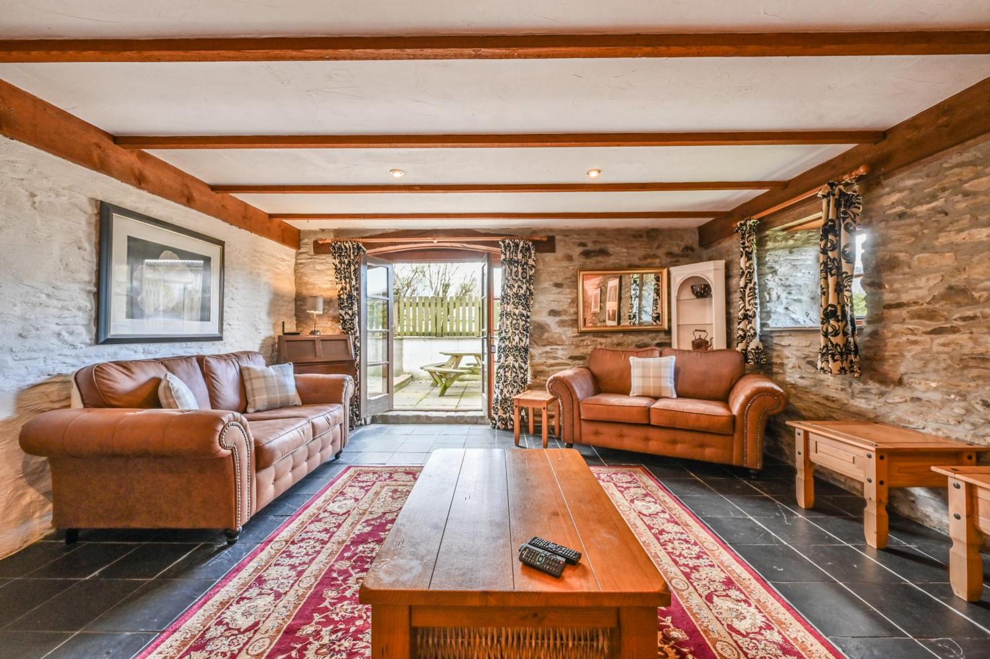 Polean Farm Cottages - With Free Animal Feeding And Pony Rides And Free Access To A Nearby Pool Looe Eksteriør bilde