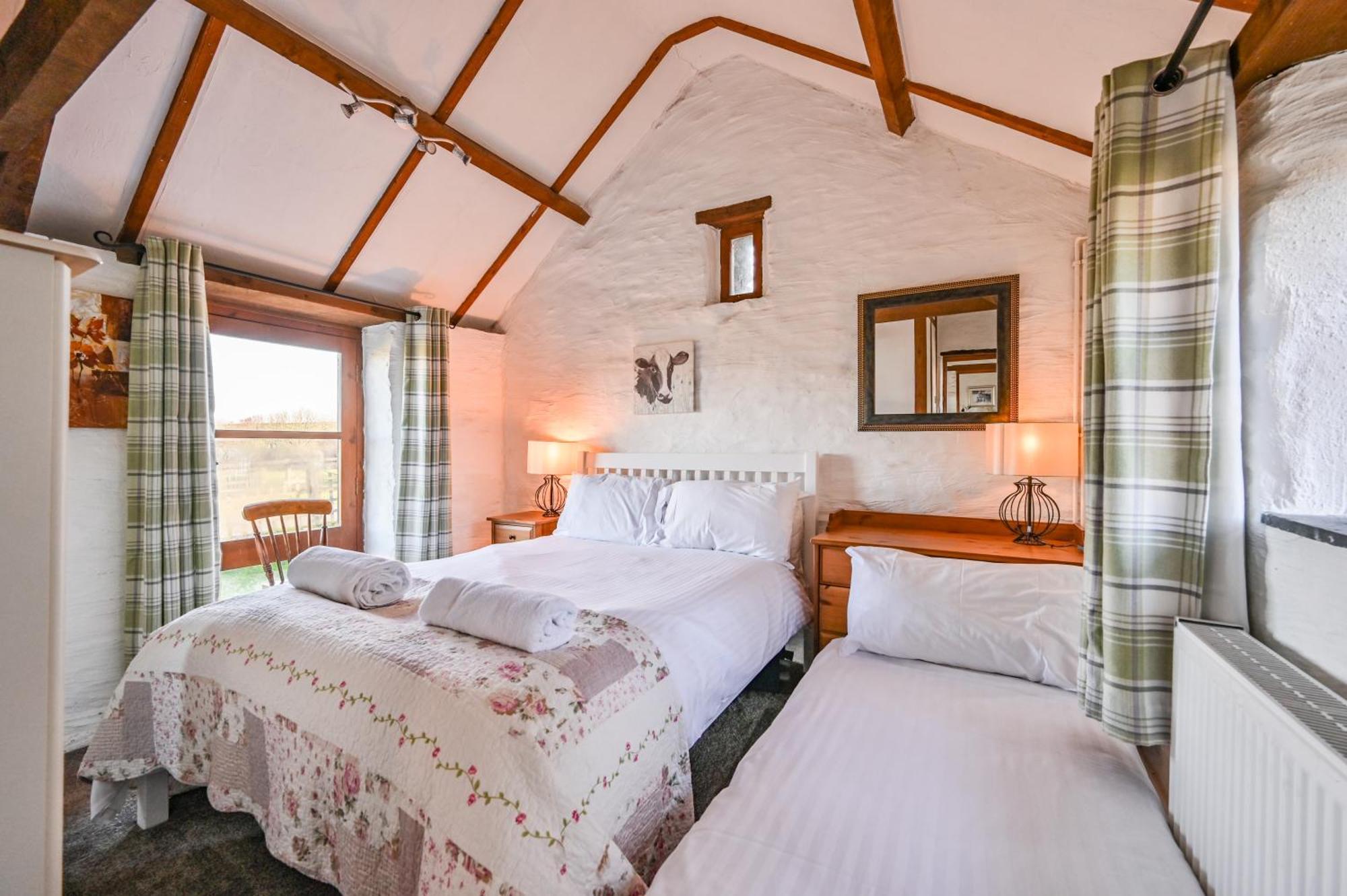 Polean Farm Cottages - With Free Animal Feeding And Pony Rides And Free Access To A Nearby Pool Looe Rom bilde